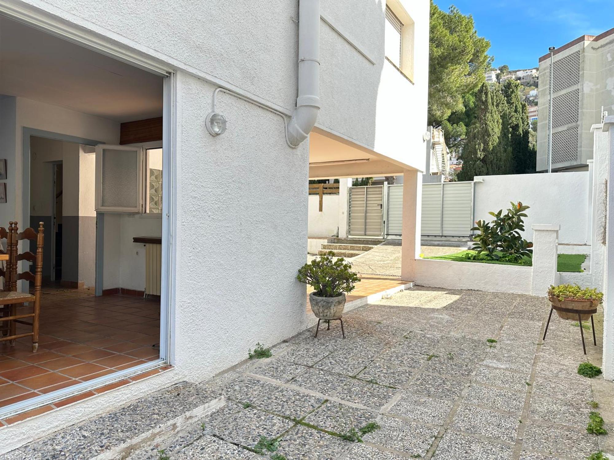 Agi Riu Segre Villa Roses Exterior foto