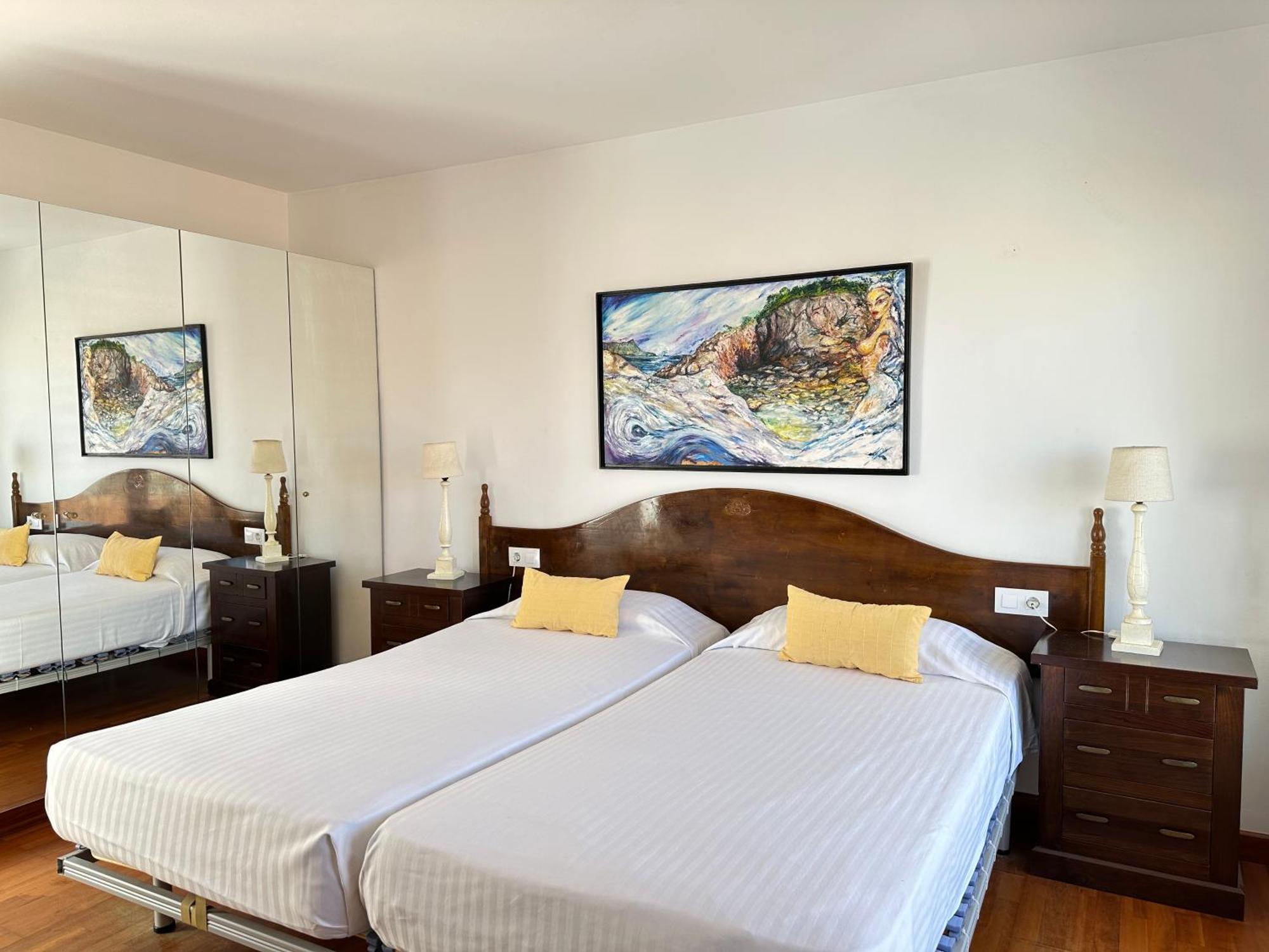 Agi Riu Segre Villa Roses Exterior foto